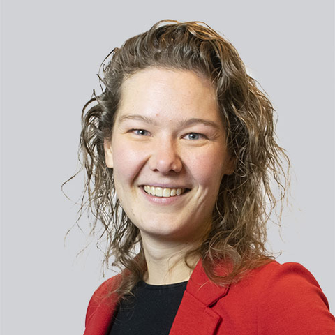 mr. Ilonca Mos-Bolier